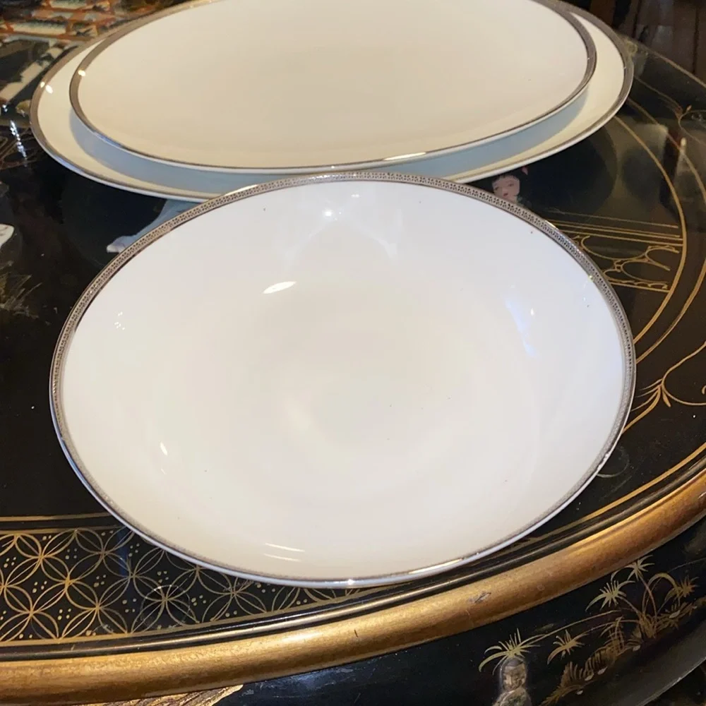 Treasure Chest CHARM Fine China Germany 61 peace Plate Setting + serving plates - Picture 9 of 9